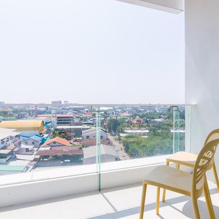 Vela Dhi Udon Thani Exterior foto